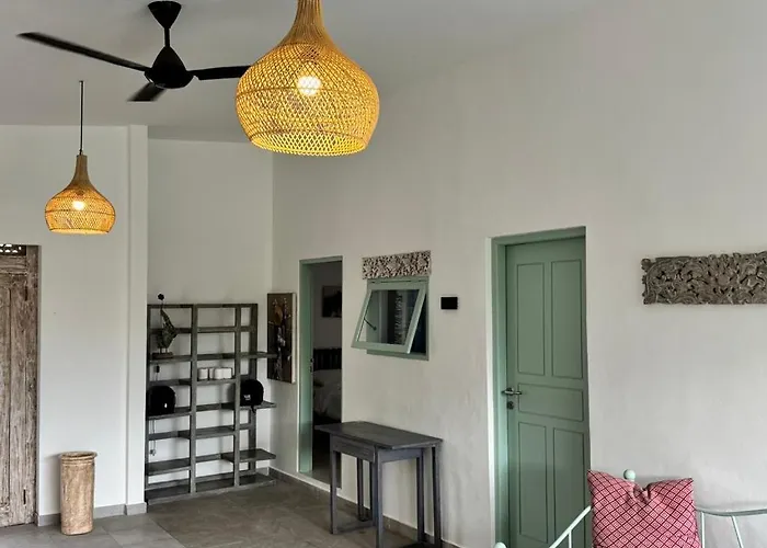 Kayu Tulang Villa