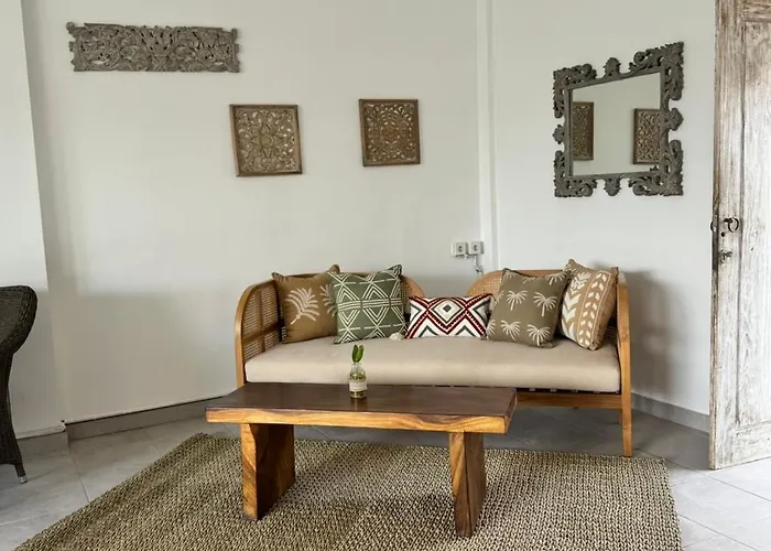 Kayu Tulang Canggu