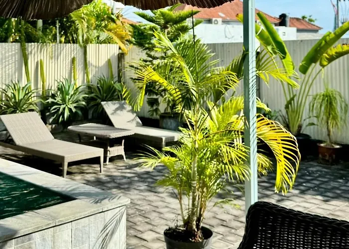 Villa Kayu Tulang Canggu