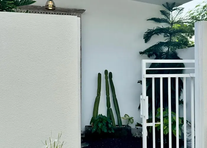 Villa Kayu Tulang *