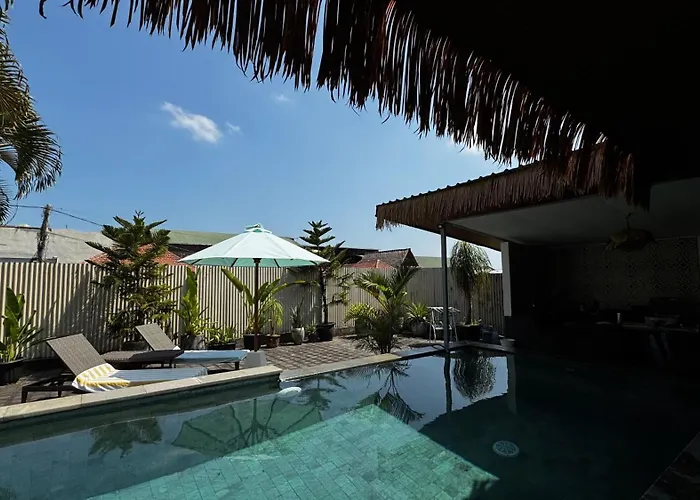 Kayu Tulang Villa